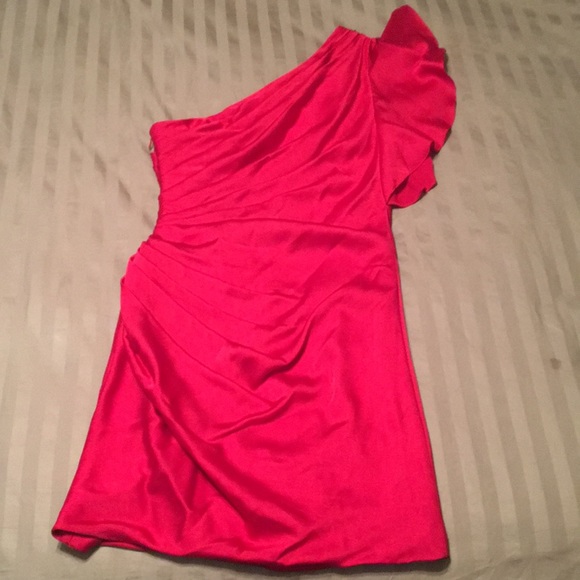 Cache Dress - Picture 2 of 8